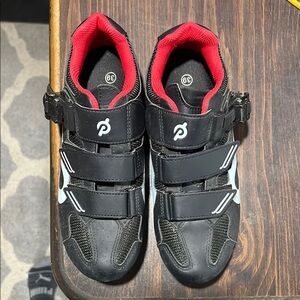 Peloton women’s riding shoes size 39